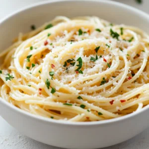 Exploring the delightful world of pasta, this Garlic Butter Pasta Delight recipe offers a quick yet indulgent meal option. Perfectly balancing the rich flavors of butter and garlic, this dish is designed to excite your taste buds without taking too much of your precious time. Within just 20 minutes, this recipe transforms simple ingredients into a comforting dish that’s ideal for weeknight dinners or casual get-togethers.